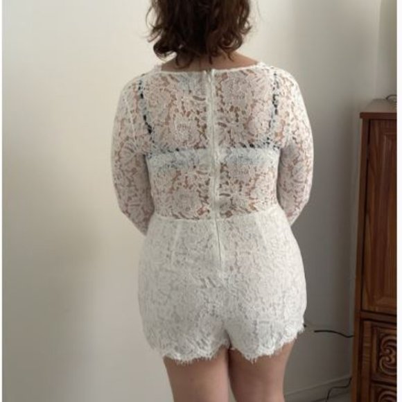 NWOT "Mia" White Lace Romper - Picture 13 of 13